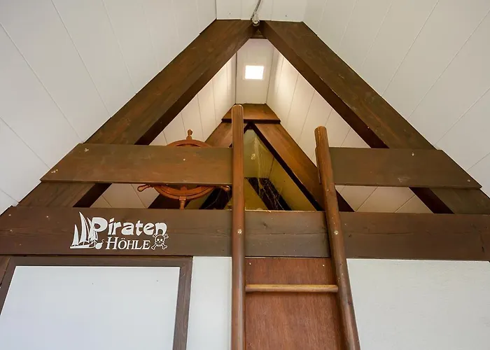 Kuestenkind - Lage - Garten Eingezaeunt *